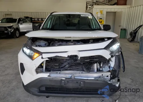2020 Toyota Rav4 Le z USA, uszkodzony, nr VIN 2T3F1RFV8LC105143
